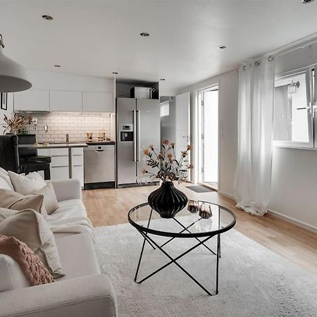 Exclusive Guesthouse Near The Ocean In Hovas Göteborg Zewnętrze zdjęcie