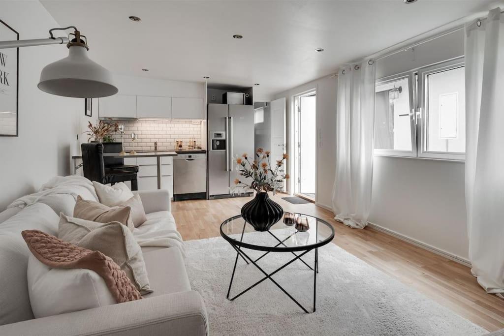 Exclusive Guesthouse Near The Ocean In Hovas Göteborg Zewnętrze zdjęcie